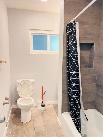 279 N 11th, Upland, CA 91786
