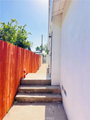 279 N 11th, Upland, CA 91786