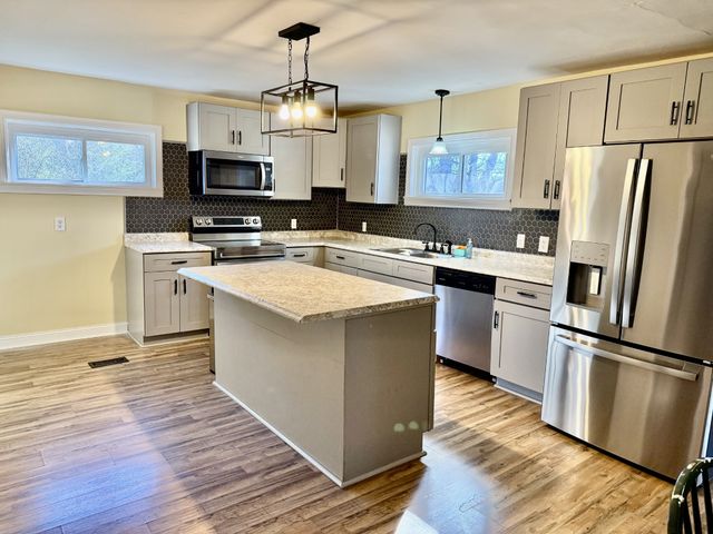 1499 N Liberty Church Rd, Clarksville, TN 37042