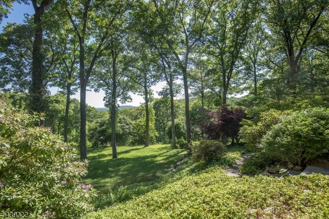 235 Mountainside Rd, Mendham Twp., NJ 07945