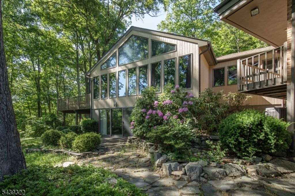 235 Mountainside Rd, Mendham Twp., NJ 07945 — photo 3