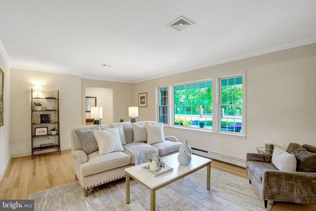 4409 FERRY LANDING RD, Alexandria, VA 22309