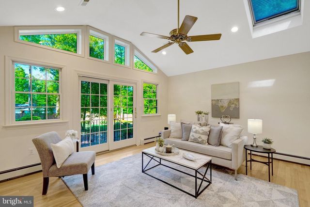4409 FERRY LANDING RD, Alexandria, VA 22309