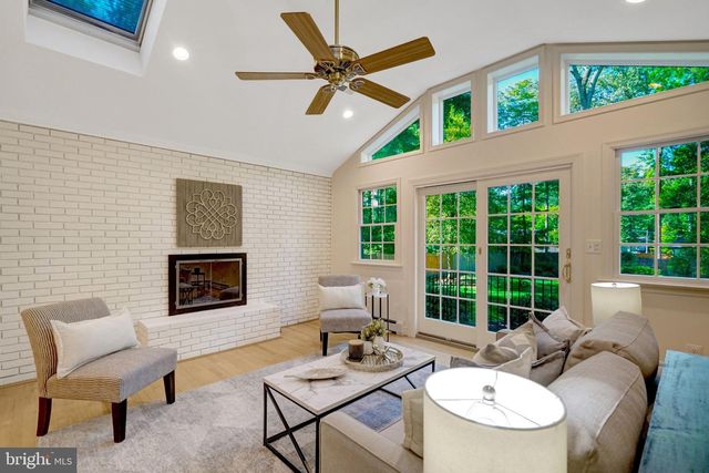 4409 FERRY LANDING RD, Alexandria, VA 22309