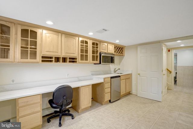 4409 FERRY LANDING RD, Alexandria, VA 22309