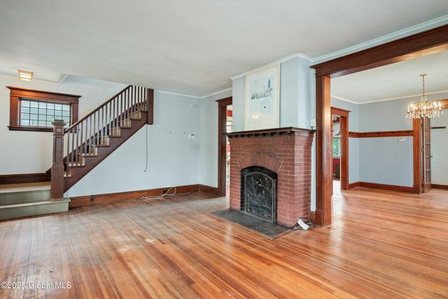 1318 Glenwood Boulevard, Schenectady, NY 12308