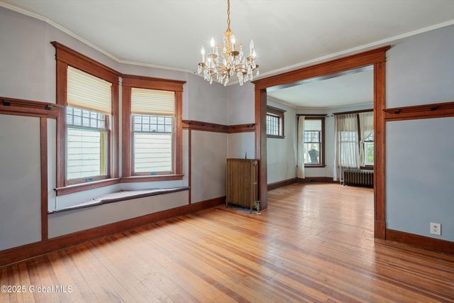 1318 Glenwood Boulevard, Schenectady, NY 12308