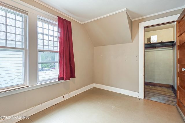 1318 Glenwood Boulevard, Schenectady, NY 12308