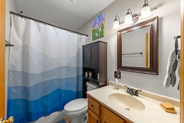43W753 Oakleaf Drive, Elburn, IL 60119
