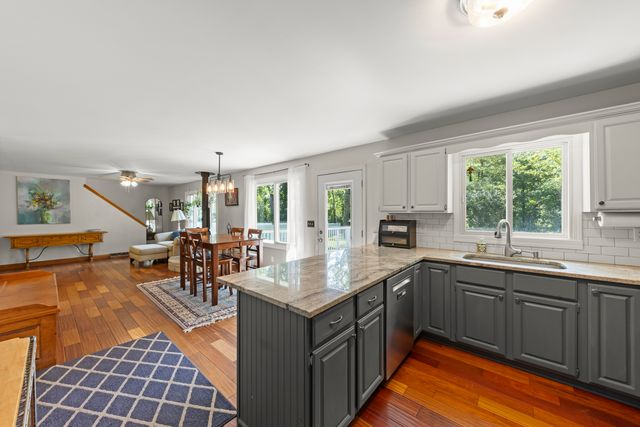 43W753 Oakleaf Drive, Elburn, IL 60119