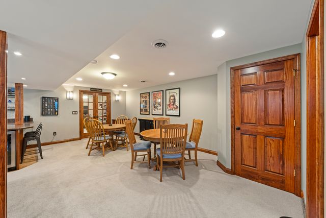 43W753 Oakleaf Drive, Elburn, IL 60119
