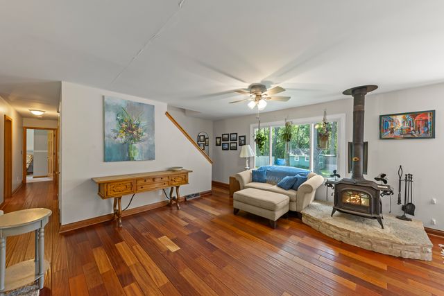 43W753 Oakleaf Drive, Elburn, IL 60119