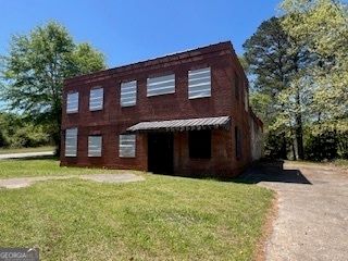 889 W Hightower Trail, Social Circle, GA 30025