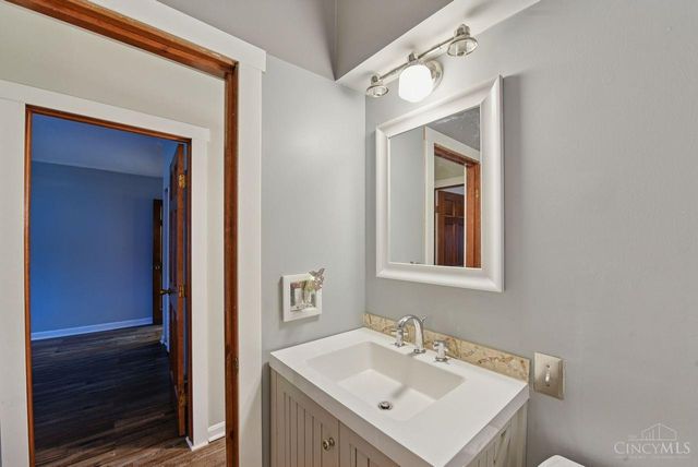 3899 Ridgedale Drive, Cincinnati, OH 45247