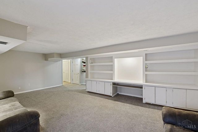 3899 Ridgedale Drive, Cincinnati, OH 45247