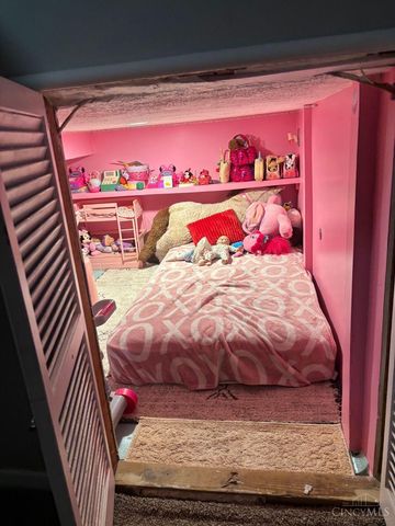 3899 Ridgedale Drive, Cincinnati, OH 45247