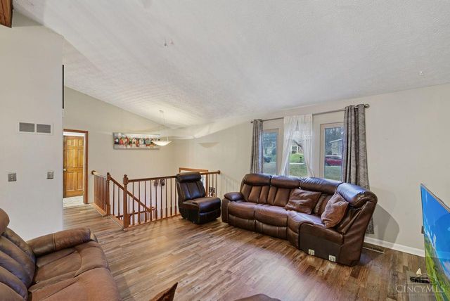 3899 Ridgedale Drive, Cincinnati, OH 45247