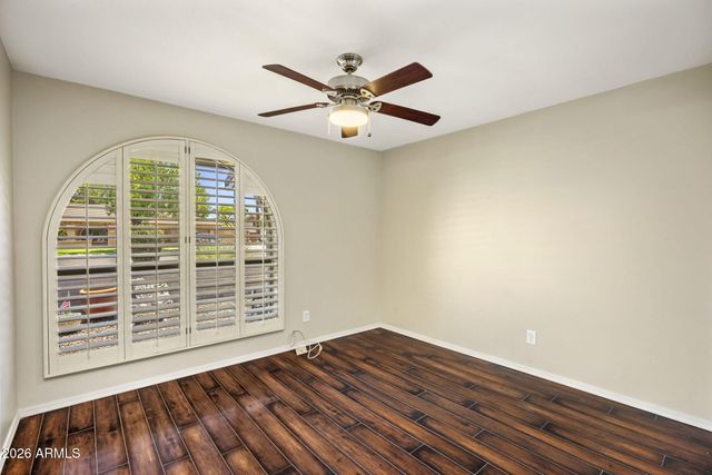 510 E LE MARCHE Avenue, Phoenix, AZ 85022