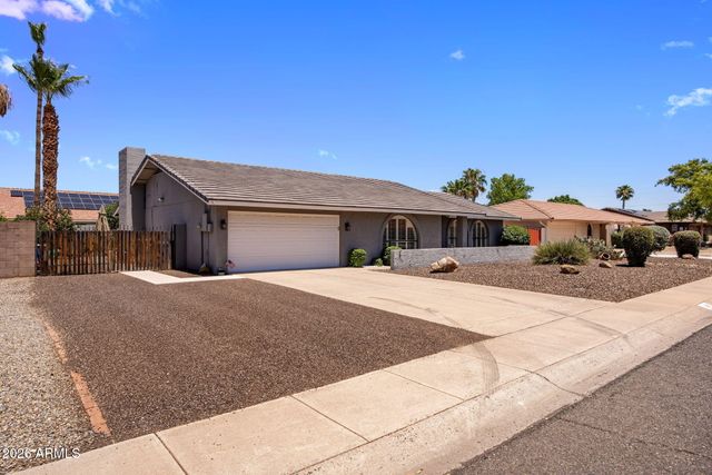 510 E LE MARCHE Avenue, Phoenix, AZ 85022