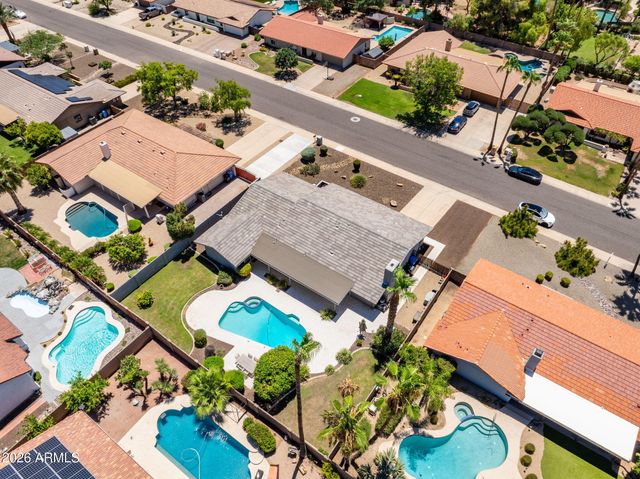 510 E LE MARCHE Avenue, Phoenix, AZ 85022