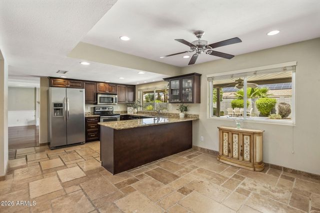 510 E LE MARCHE Avenue, Phoenix, AZ 85022