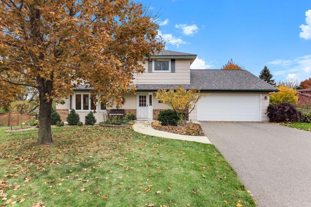 609 Chicago Drive, Burnsville, MN 55306
