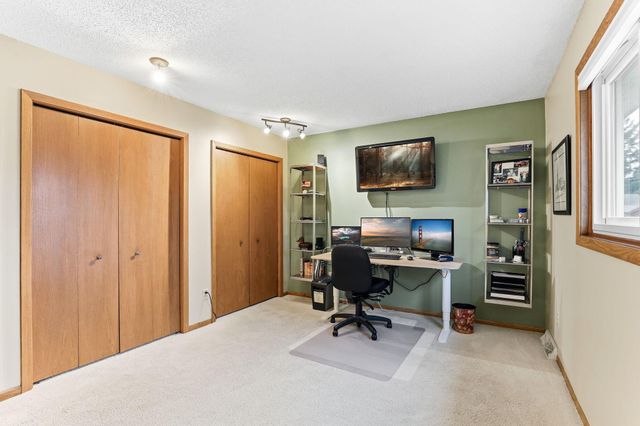 609 Chicago Drive, Burnsville, MN 55306