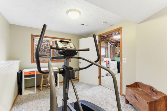 609 Chicago Drive, Burnsville, MN 55306