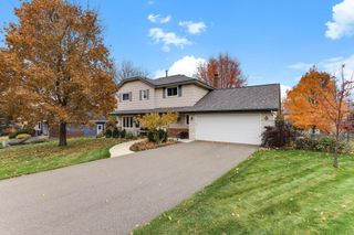 609 Chicago Drive, Burnsville, MN 55306