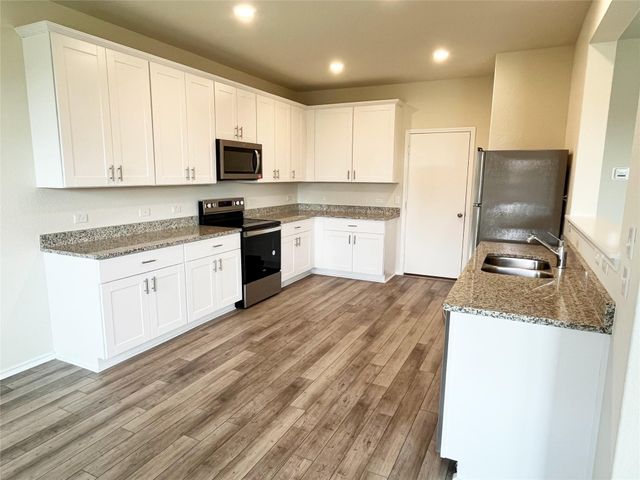 54 Pacific Loon ST, Leander, TX 78641