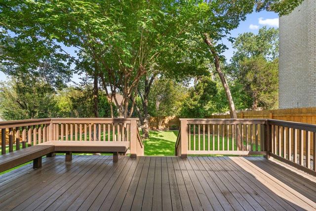 1613 CHURCHWOOD CV, Austin, TX 78746