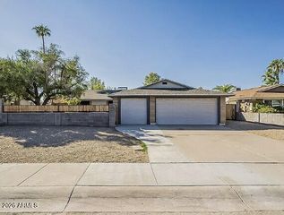 2206 N CHOLLA Street, Chandler, AZ 85224