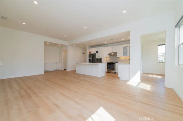 119 Damsel, Irvine, CA 92620