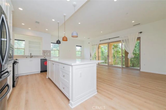 119 Damsel, Irvine, CA 92620