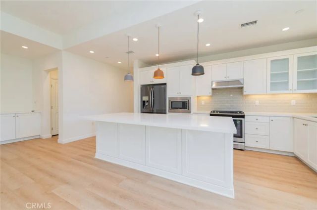 119 Damsel, Irvine, CA 92620