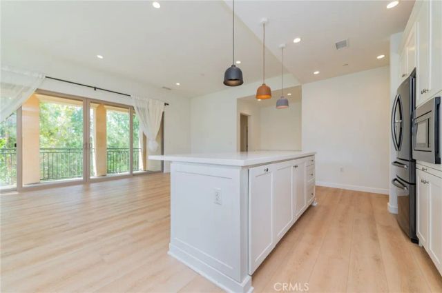 119 Damsel, Irvine, CA 92620