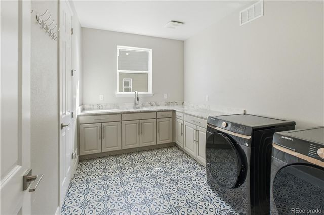 5910 Riesberg Lane, Castle Rock, CO 80104