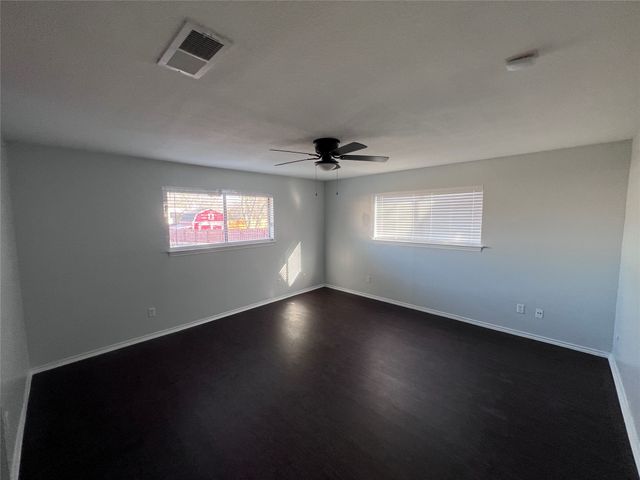 818 Fairlawn Drive, Duncanville, TX 75116