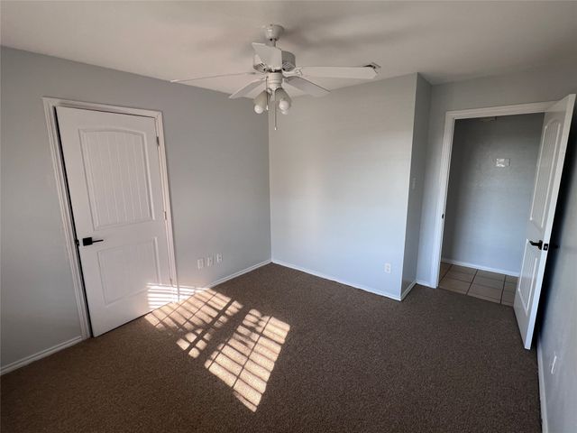 818 Fairlawn Drive, Duncanville, TX 75116