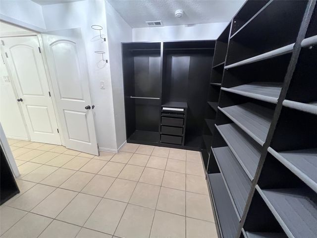 818 Fairlawn Drive, Duncanville, TX 75116