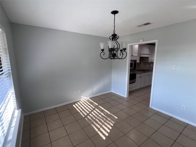 818 Fairlawn Drive, Duncanville, TX 75116