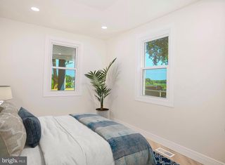 52 WAGNERS LN, Essex, MD 21221