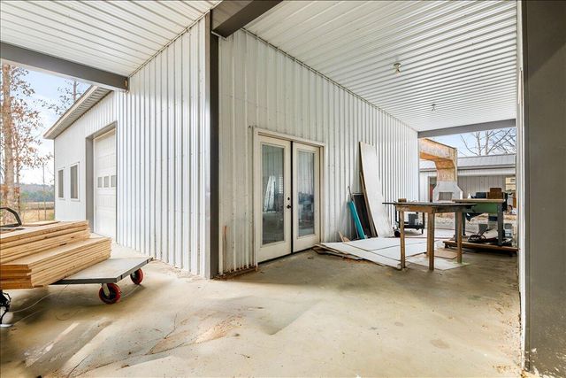 227 Callihan Road, East Bernstadt, KY 40729