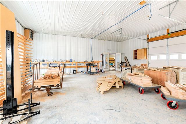 227 Callihan Road, East Bernstadt, KY 40729