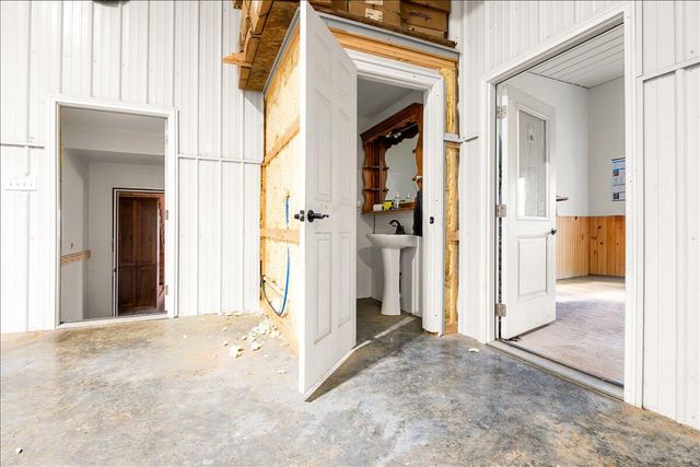 227 Callihan Road, East Bernstadt, KY 40729