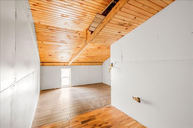 227 Callihan Road, East Bernstadt, KY 40729