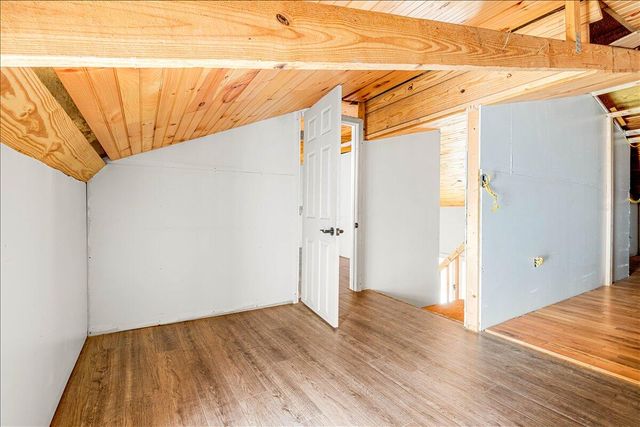 227 Callihan Road, East Bernstadt, KY 40729