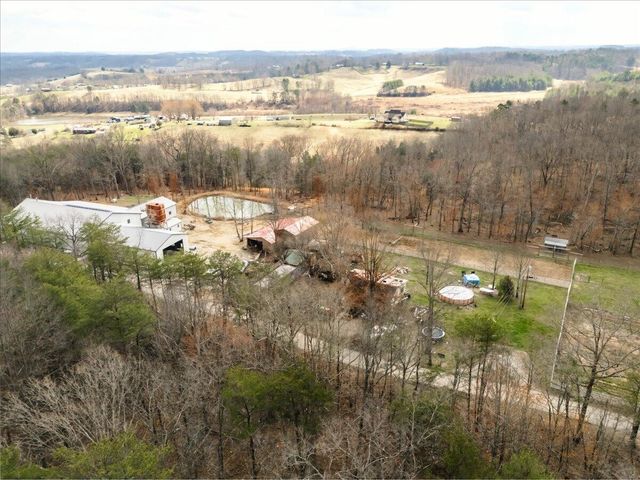 227 Callihan Road, East Bernstadt, KY 40729