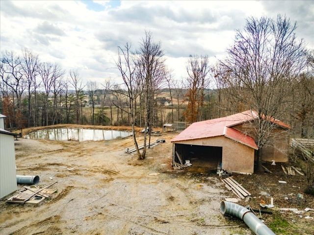 227 Callihan Road, East Bernstadt, KY 40729