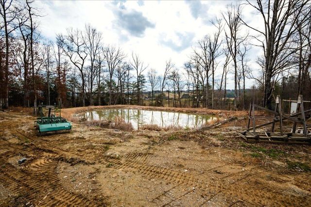 227 Callihan Road, East Bernstadt, KY 40729